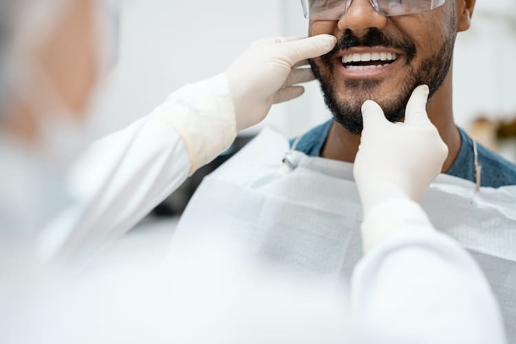 Whether from trauma, wear and tear, or underlying dental issues, a broken dental bridge can be both alarming and uncomfortable.